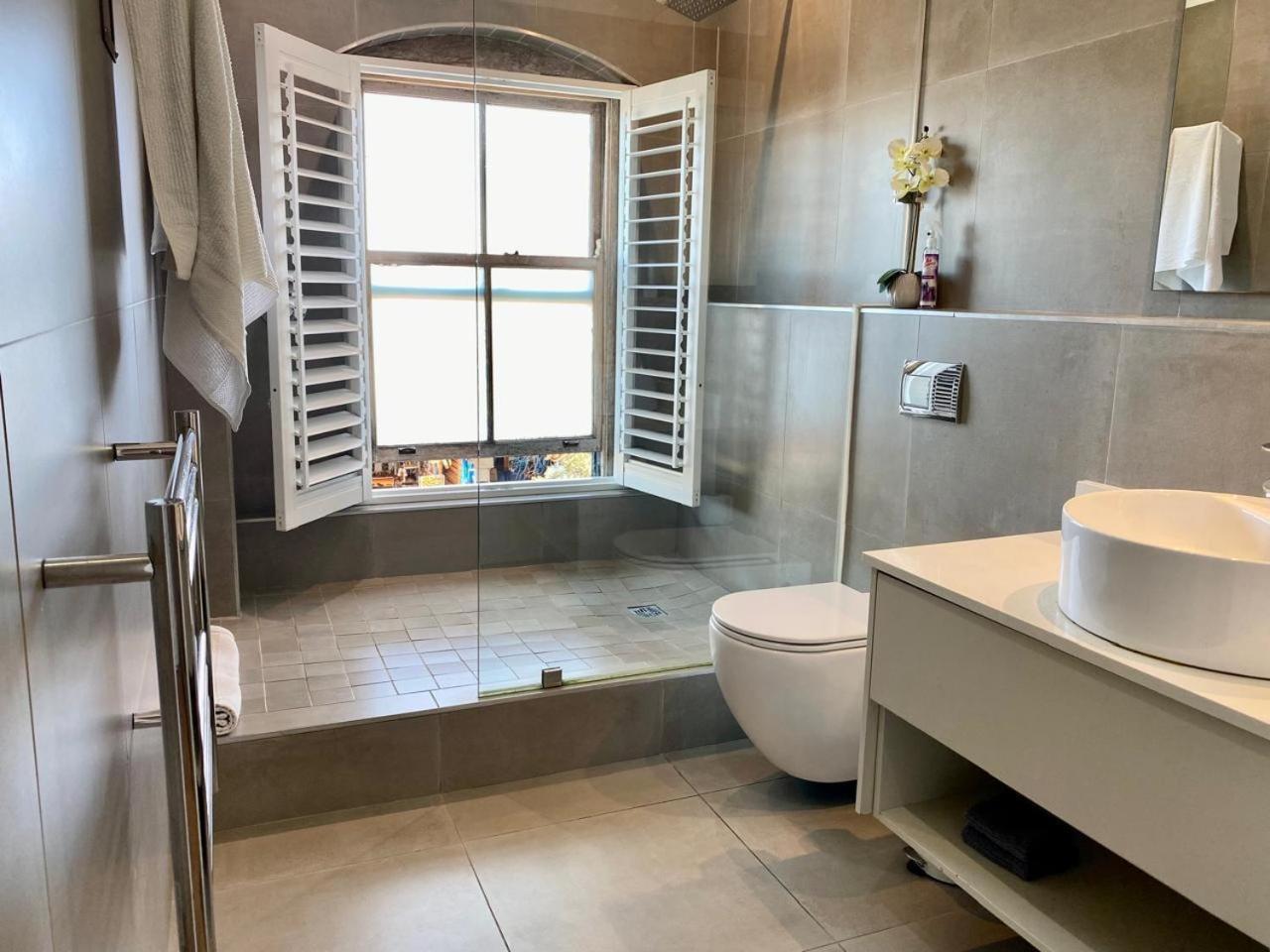 Hermanus Waterfront Apartment Kamer foto